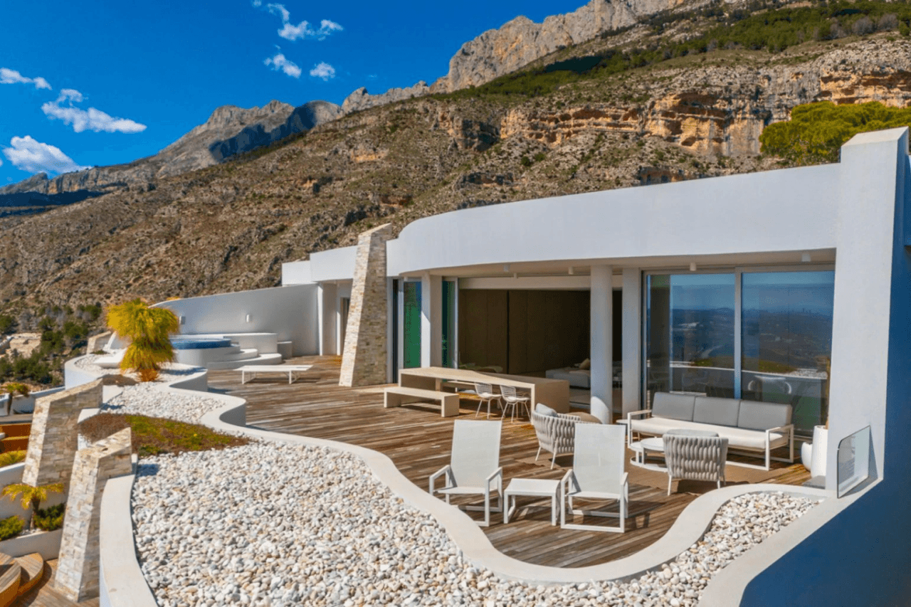 Luxury Penthouse with Panoramic Sea & Mountain Views on the Costa Blanca