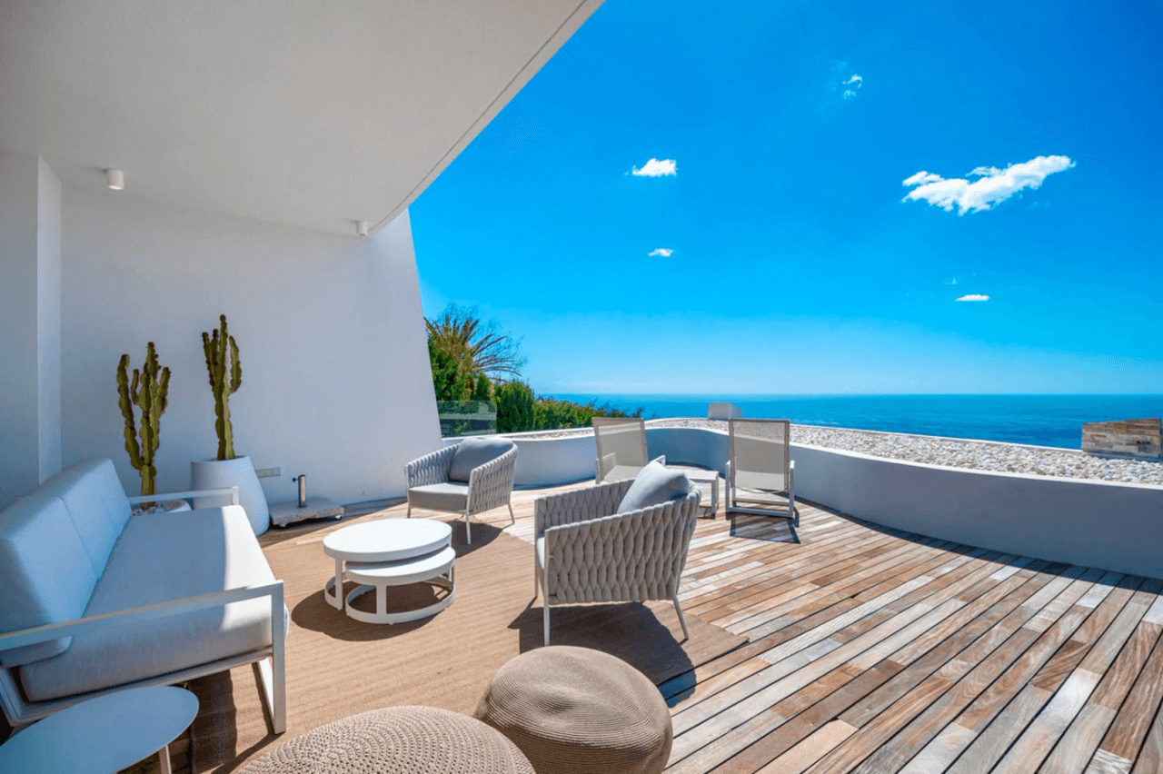 Luxury Penthouse with Panoramic Sea & Mountain Views on the Costa Blanca