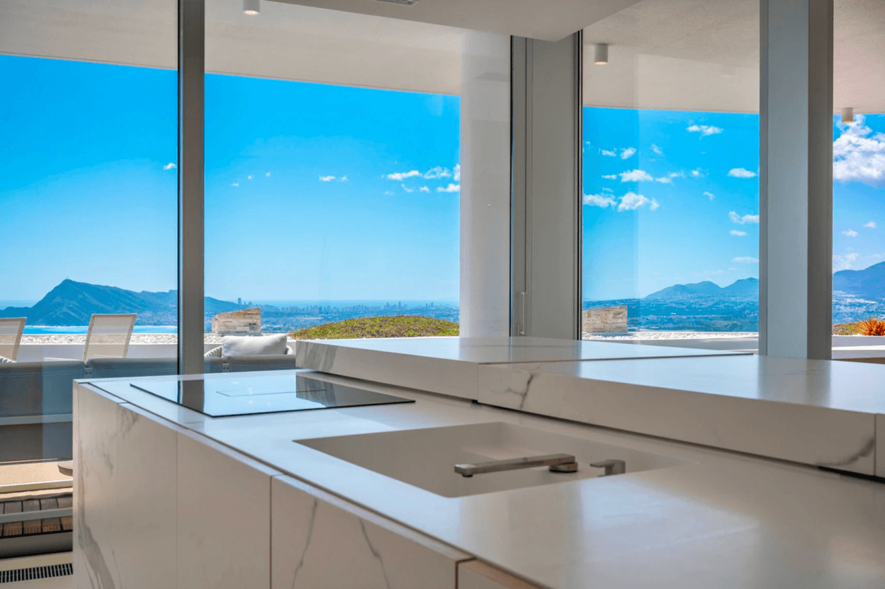 Luxury Penthouse with Panoramic Sea & Mountain Views on the Costa Blanca