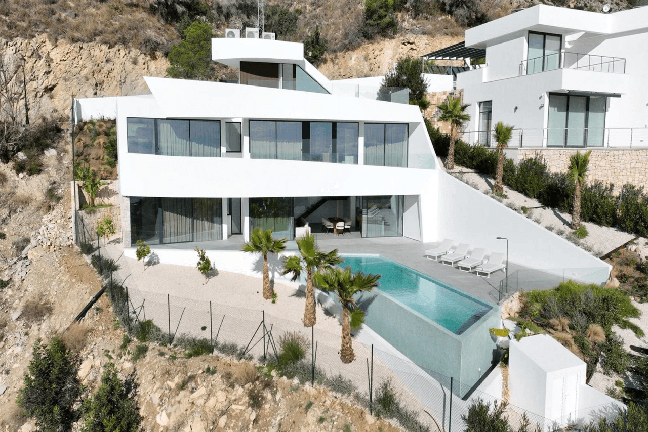 Stunning Modern Villa with Infinity Pool & Panoramic Sea Views in Altea Hills