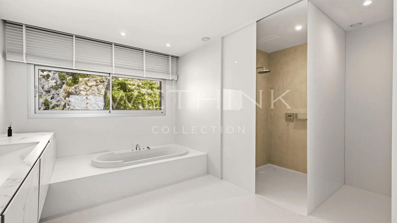 Luxury Penthouse with Panoramic Sea & Mountain Views on the Costa Blanca