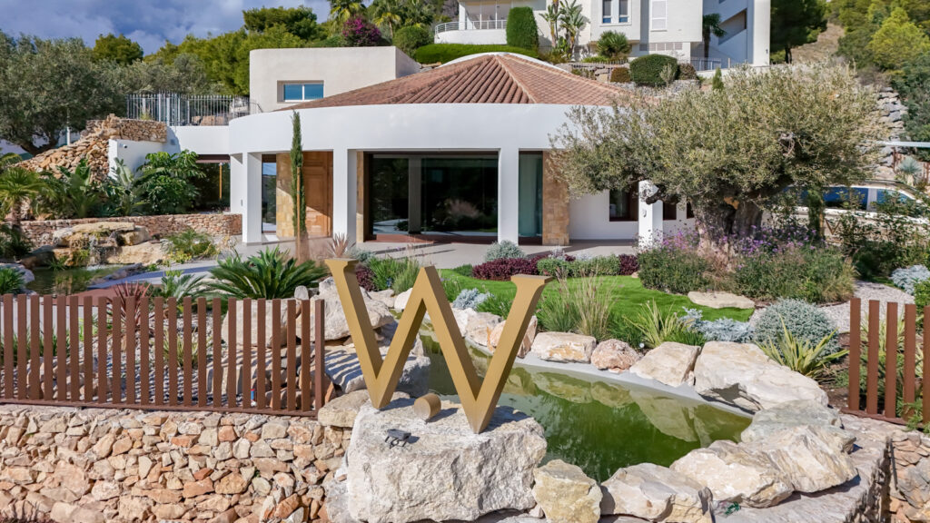 Luxury real estate Altea Hills modern villa with sea views